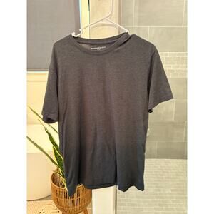Banana Republic Men’s Tee